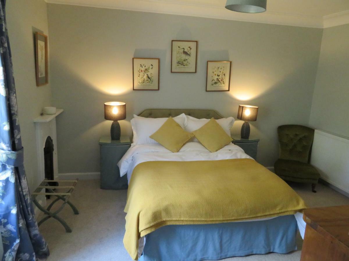 Balvraid Lodge B&B インヴァネス エクステリア 写真
