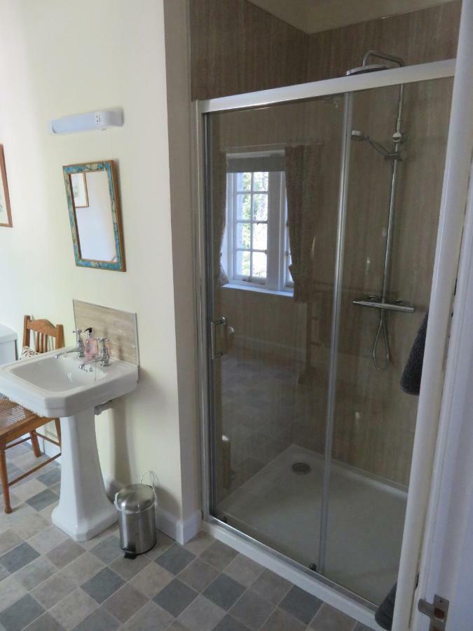 Balvraid Lodge B&B インヴァネス エクステリア 写真